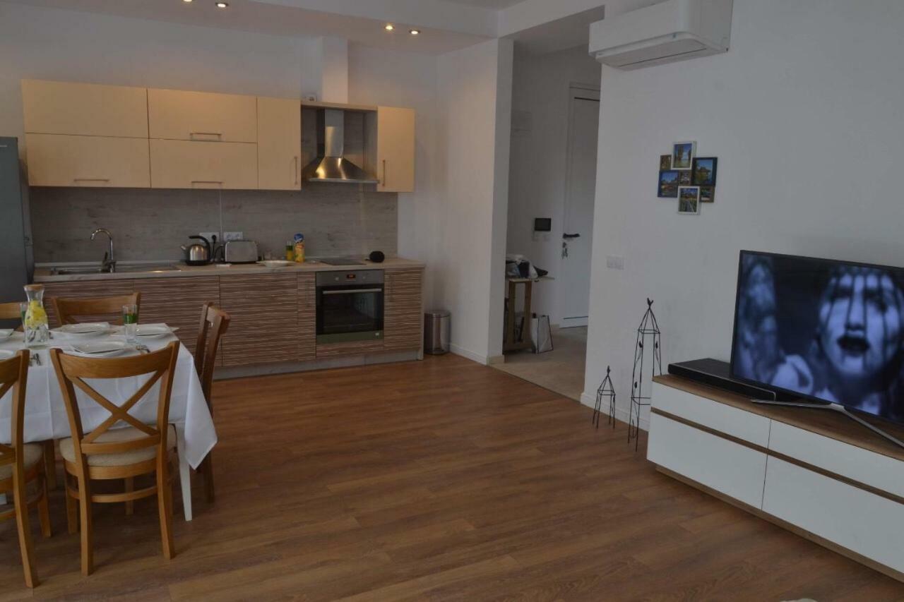 Cozy,Luxurious And Spacious Villa On The Black Sea Luka Екстер'єр фото